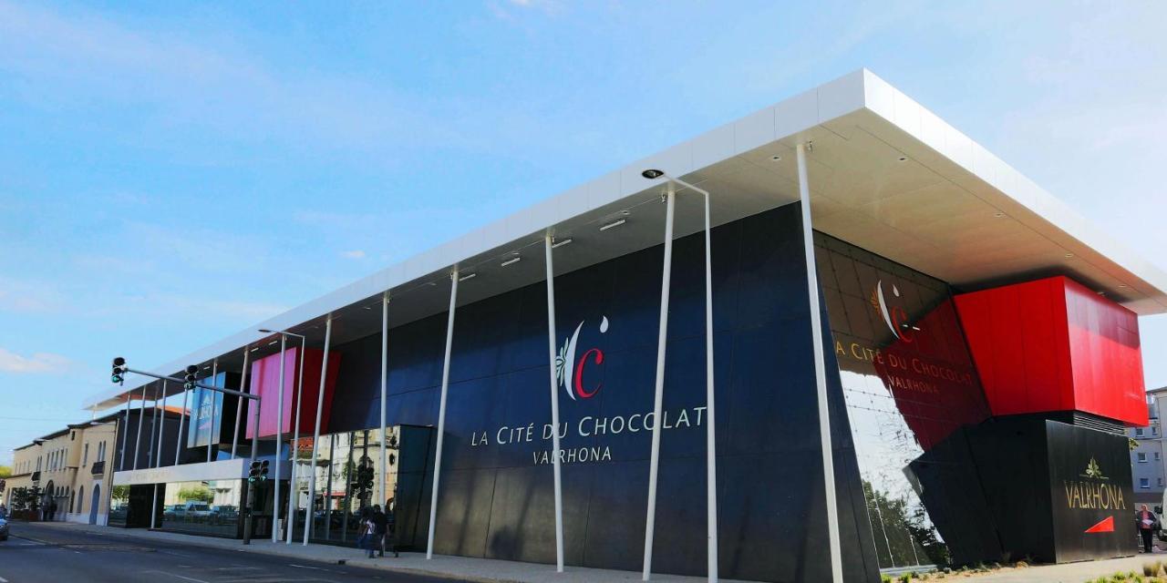 Coeuraccords, Spa & Bien-Etre Au Calme Naturiste Toute L'Annee Saint-Bardoux Exterior foto